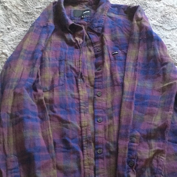 3 flannel shirts - Picture 3 of 6